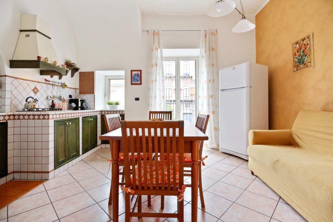 Central Balcony Apartment CTA Exteriör bild